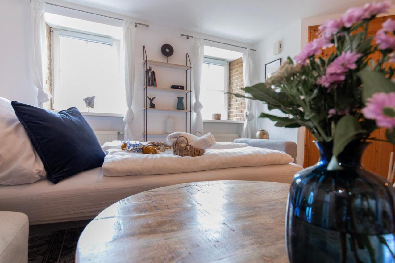 Apartamento Cozy I Hochwertig Eingerichtet Netflix Parkplatz Nespresso Longkamp Exterior foto